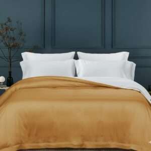600TC Quilt Cover. Reversable. White or Gold. Hotel Quality.